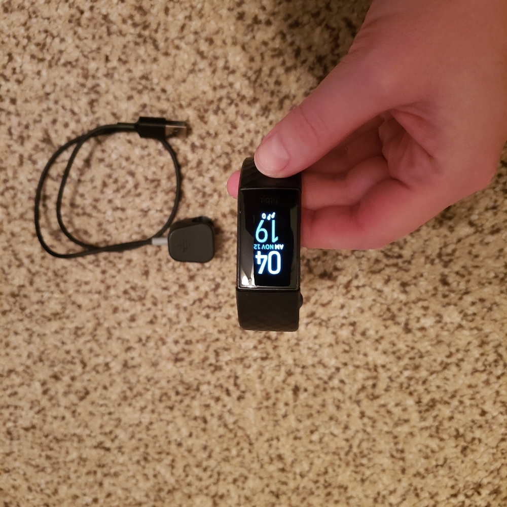 Fitbit Charge 4